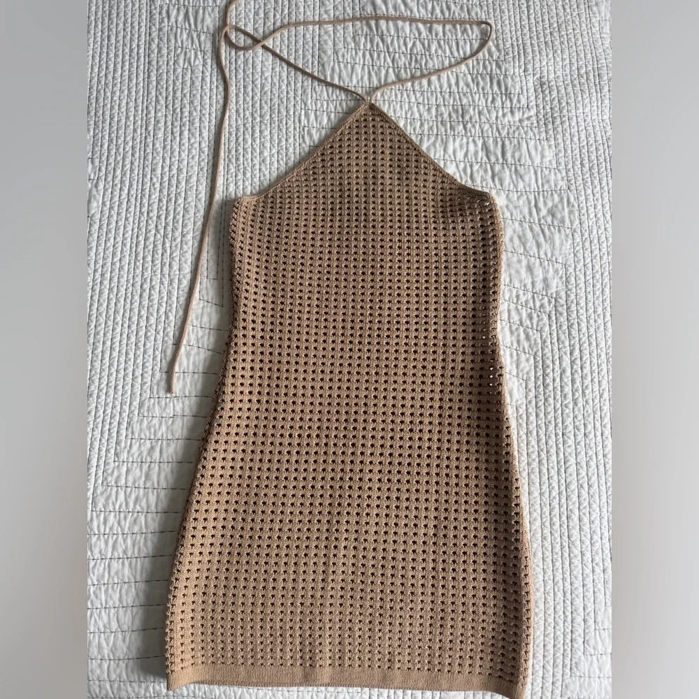 Like New! Reformation Martel Open Knit Mini Dress Size M - Picture 4 of 9